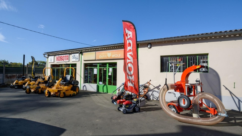 Vente de motoculture de plaisance, Nangis